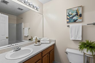 6294 Hickory Ln Cir in Union City, GA - Building Photo - Building Photo