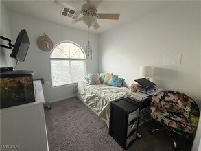 1255 Little Boy Blue Ave in Las Vegas, NV - Building Photo - Building Photo