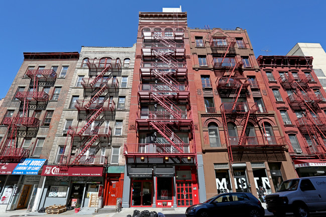 180 Lafayette St in New York, NY - Foto de edificio - Building Photo