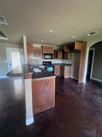 355 Lee St in Weatherford, TX - Building Photo