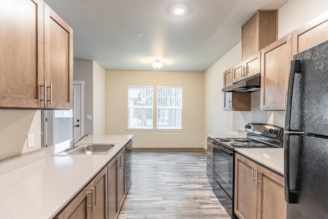 Trail Crossing Apartment Homes in Canby, OR - Foto de edificio