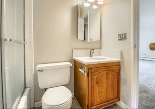 3150 Iris Ave in Boulder, CO - Building Photo - Building Photo