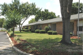 Lakewood Villas in Leesburg, FL - Building Photo - Building Photo