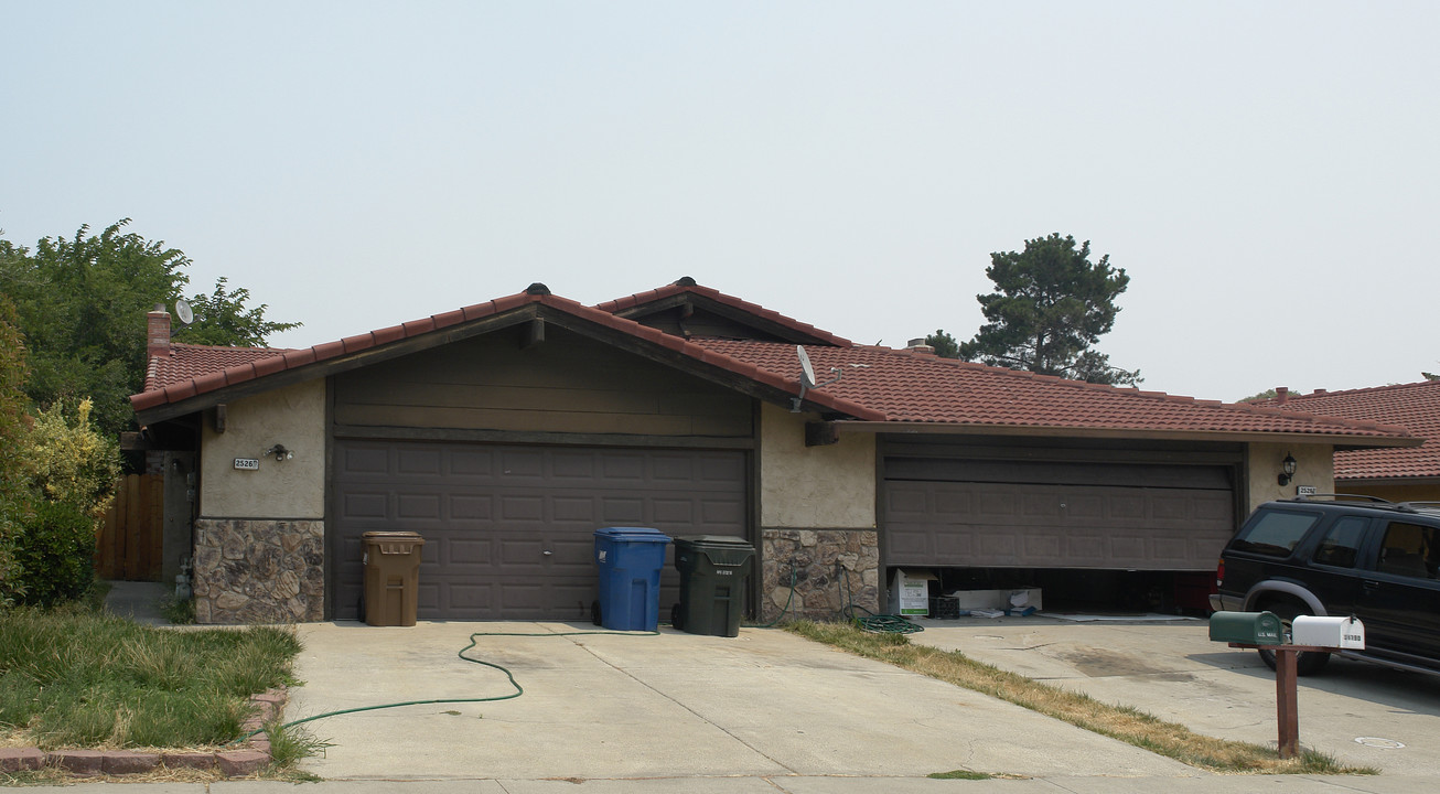 2526 Cathy Ct in Antioch, CA - Building Photo