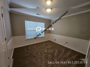 126 Mayfield Dr in Goose Creek, SC - Foto de edificio - Building Photo