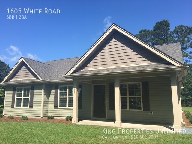 1605 White Rd in Wilmington, NC - Building Photo