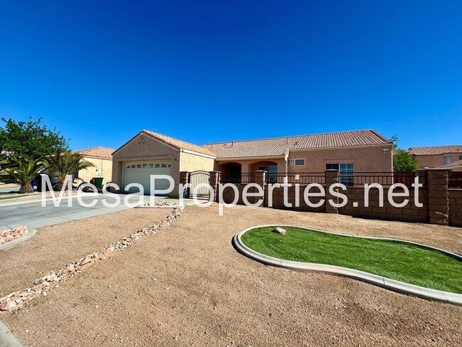 16481 Silica Dr in Victorville, CA - Building Photo - Building Photo