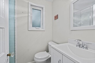 57 Mechanic St in Huntington, NY - Building Photo - Building Photo