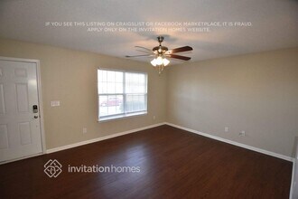 402 Glencroft Dr in Wingate, NC - Building Photo - Building Photo