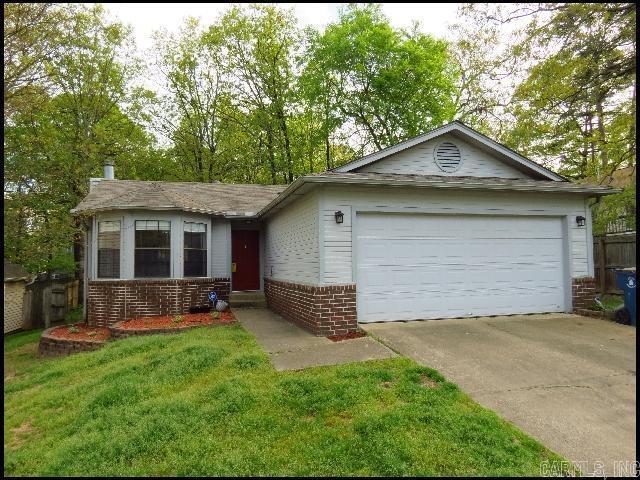 property at 4 Willow Oak Loop