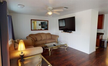 19042 Cochran Blvd in Port Charlotte, FL - Building Photo - Building Photo