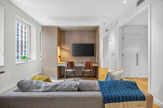 84 William St in New York, NY - Building Photo - Building Photo