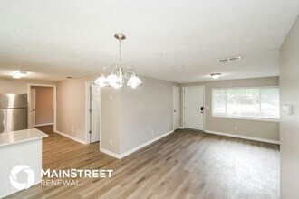 8326 Santman Ct in Jacksonville, FL - Building Photo - Building Photo