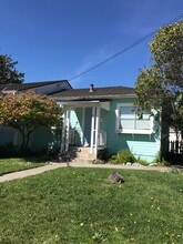 205 Seaview Ave in Santa Cruz, CA - Building Photo - Building Photo
