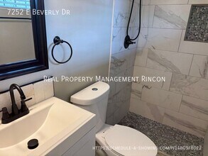 7252 E Beverly Dr in Tucson, AZ - Foto de edificio - Building Photo