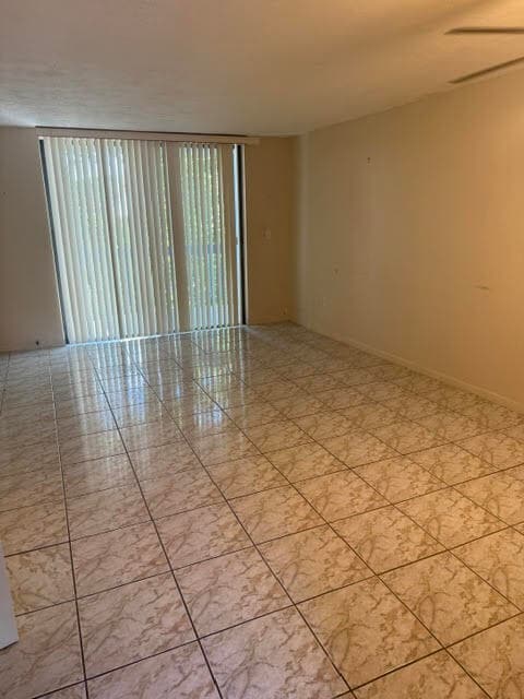 9440 Fontainebleau Blvd, Unit BleauGrotto in Miami, FL - Building Photo - Building Photo