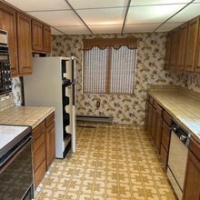 109 N Washington Dr in Mount Shasta, CA - Foto de edificio - Building Photo