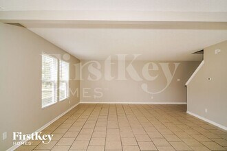 8843 Browns Valley Ln in Indianapolis, IN - Building Photo - Building Photo