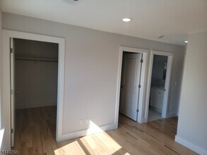 118 Shephard Ave in Newark, NJ - Building Photo - Building Photo