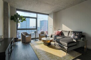 720 S Clark St, Unit 1501 in Chicago, IL - Building Photo