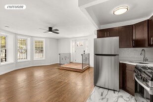 615 Lincoln Pl in Brooklyn, NY - Building Photo