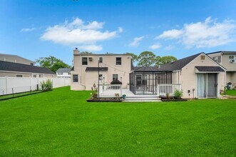 132 Foster Blvd in Babylon, NY - Building Photo - Building Photo