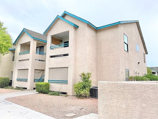 property at 5111 S Lindell Rd