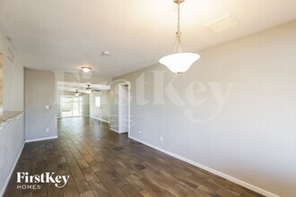 14838 N 38th St in Phoenix, AZ - Building Photo - Building Photo