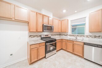 27618 Mesabe Dr in Magnolia, TX - Building Photo - Building Photo