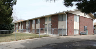 2006 McCall Pl Apartments