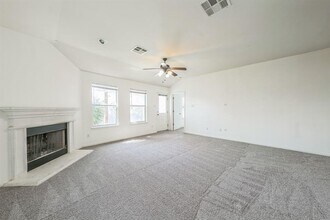 18509 Sandy Bottom Dr in Pflugerville, TX - Building Photo - Building Photo