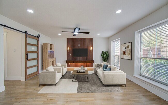 14231 Misty Meadow Ln in Houston, TX - Building Photo - Building Photo