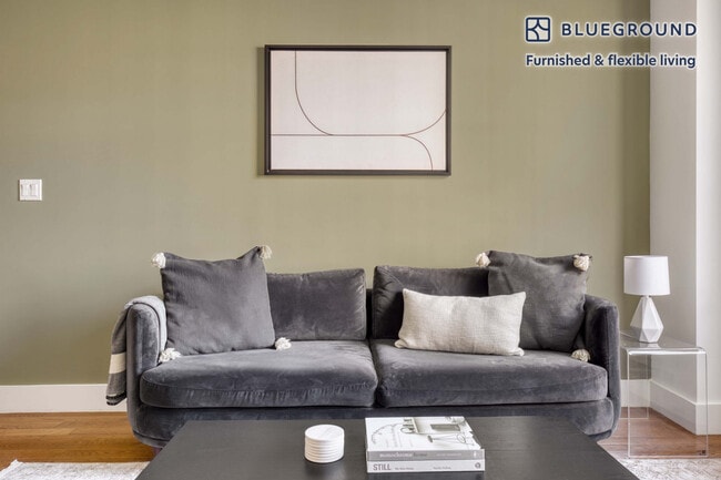 212 W 91st St in New York, NY - Building Photo - Building Photo