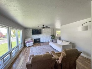 3554 Tyler Ave in Ogden, UT - Foto de edificio - Building Photo