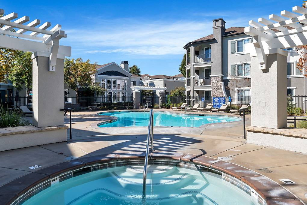 Canyon Oaks at Windemere in San Ramon, CA - Foto de edificio