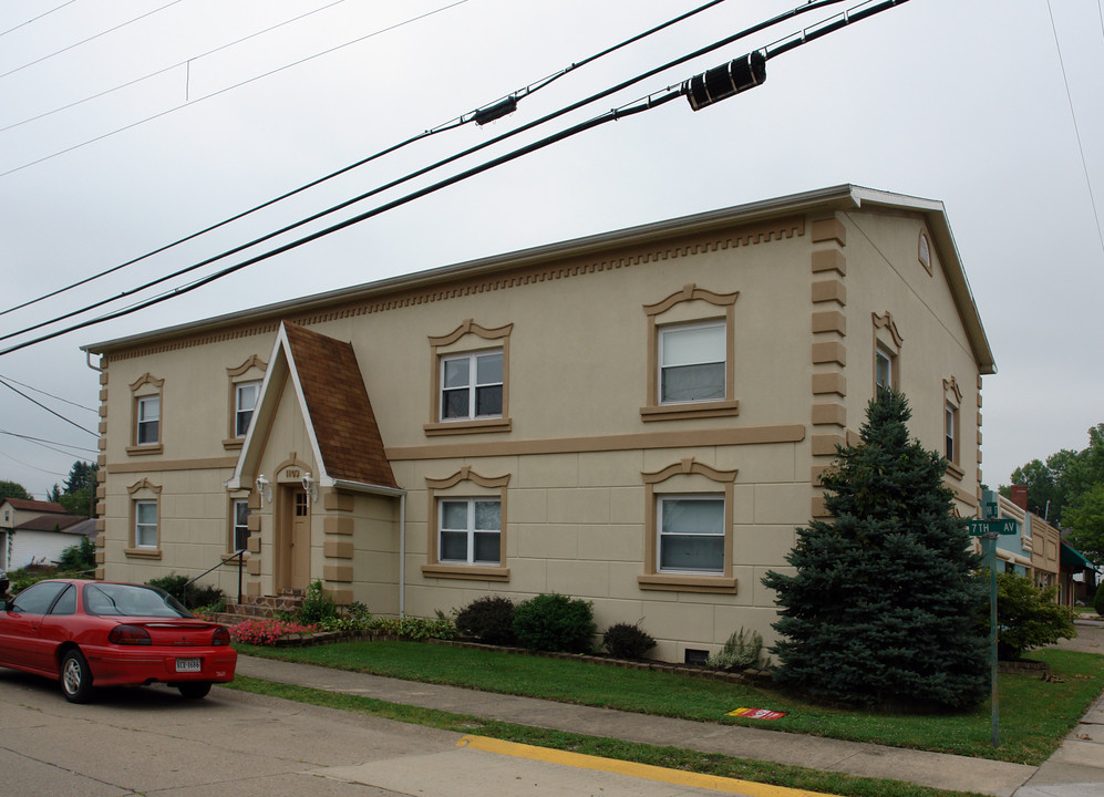 1103 7th Ave in St. Albans, WV - Foto de edificio