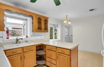 681 S Harrison Ln in Denver, CO - Foto de edificio - Building Photo