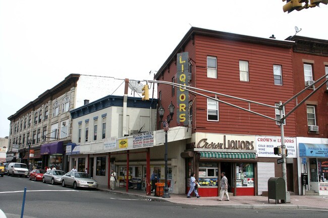 3200 Bergenline Ave