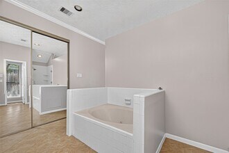 14115 Withersdale Dr in Houston, TX - Building Photo - Building Photo