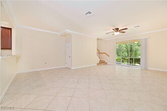 10288 Via Colomba Circle in Ft. Myers, FL - Foto de edificio - Building Photo