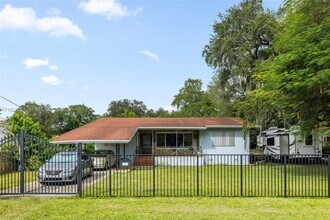 535 NW 90th St in El Portal, FL - Building Photo - Building Photo