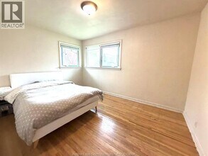 3863 Longfellow Ave in Windsor, ON - Building Photo - Building Photo