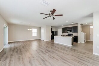 10135 Mangrove Well Rd in Ruskin, FL - Building Photo - Building Photo