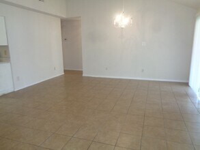 13919 Tower Point Dr in Sugar Land, TX - Building Photo - Building Photo