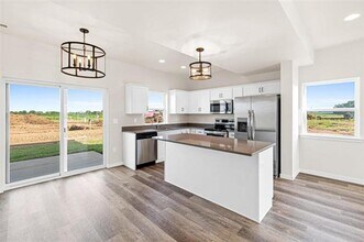 119 Sweetwater Ln in North Liberty, IA - Building Photo - Building Photo