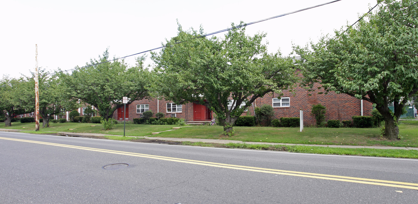 Liberty Street Apartments in Little Ferry, NJ - Building Photo