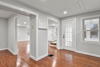 138 Walker Rd in Shirley, MA - Building Photo - Building Photo