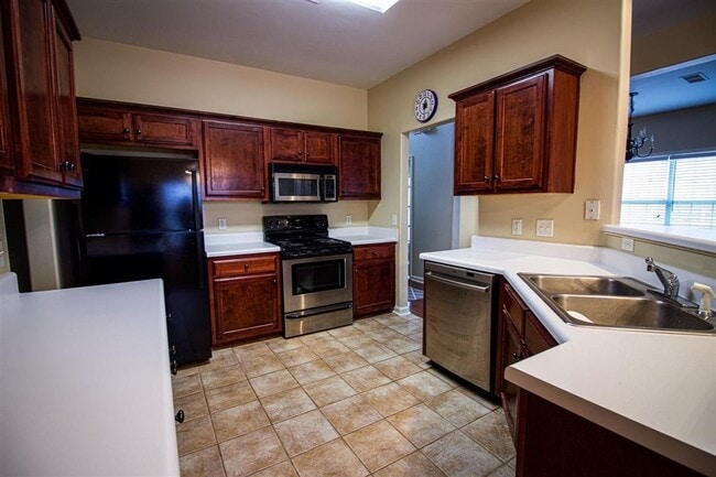 10521 S Ashglen Cir in Collierville, TN - Building Photo - Building Photo