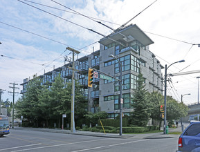 Retro in Vancouver, BC - Building Photo - Building Photo