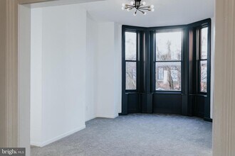 2511 Madison Ave in Baltimore, MD - Building Photo - Building Photo